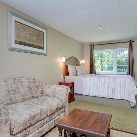 Malahat Bungalows Motel Luaran gambar