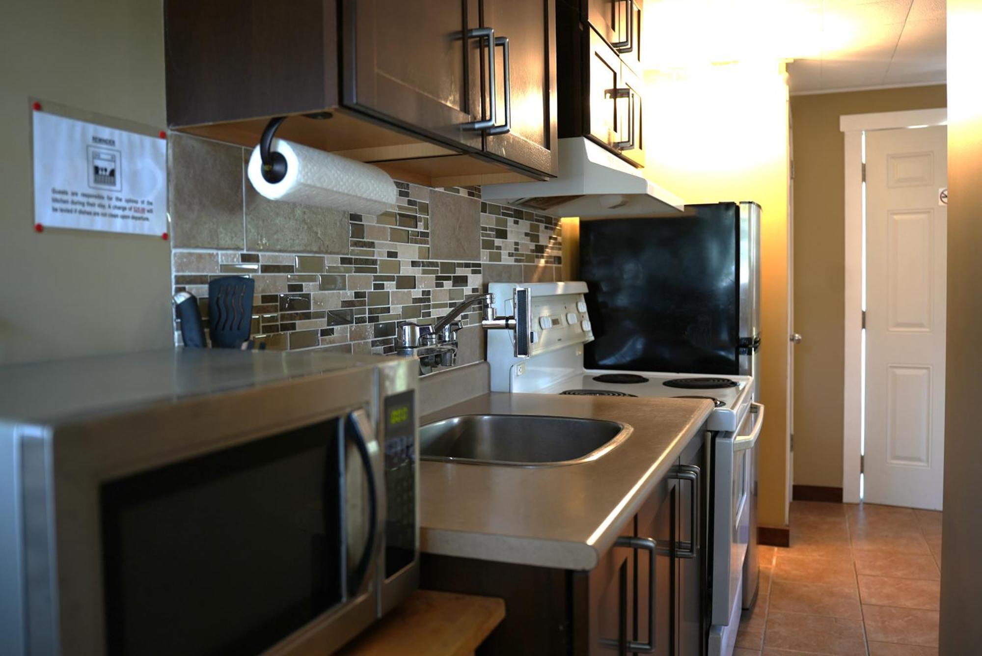 Malahat Bungalows Motel Luaran gambar