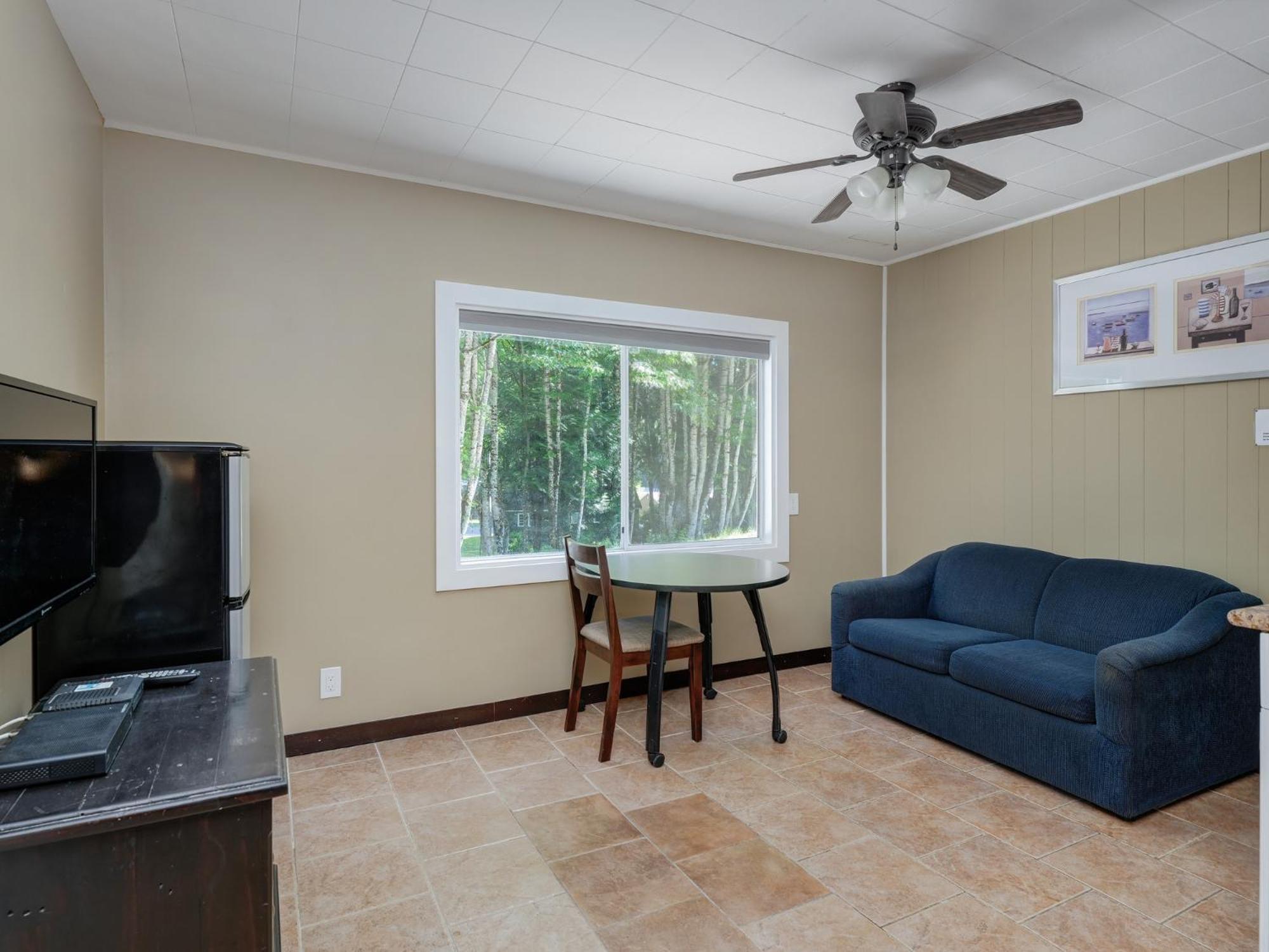 Malahat Bungalows Motel Luaran gambar