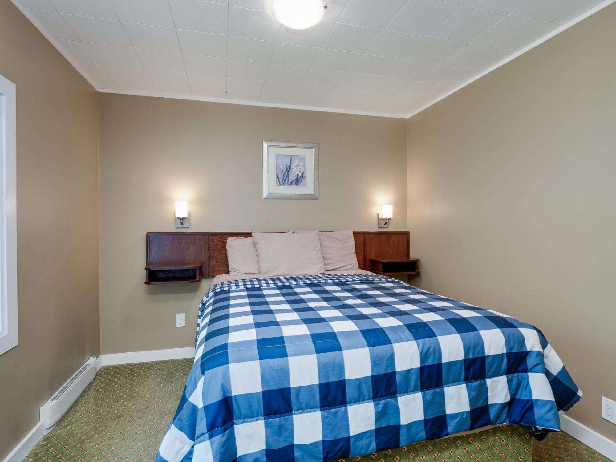 Malahat Bungalows Motel Luaran gambar