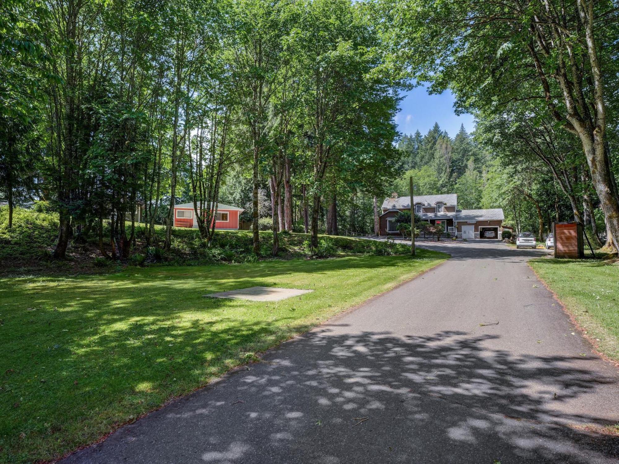 Malahat Bungalows Motel Luaran gambar